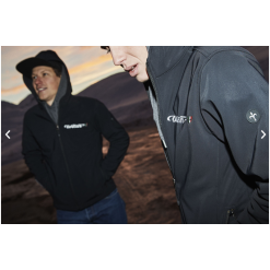 Giacca Softshell WILIER Con Tessuto Antivento Traspirante 7 Giacca Softshell WILIER Con Tessuto Antivento Traspirante -Vendite Caschi bici giacca softshell wilier con tessuto antivento traspirante 1